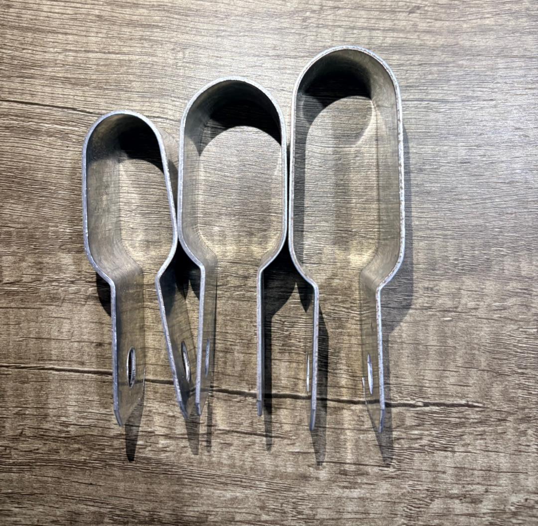 Collier ovale galvanisé